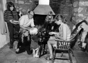 _89105844_seymours1973_crop